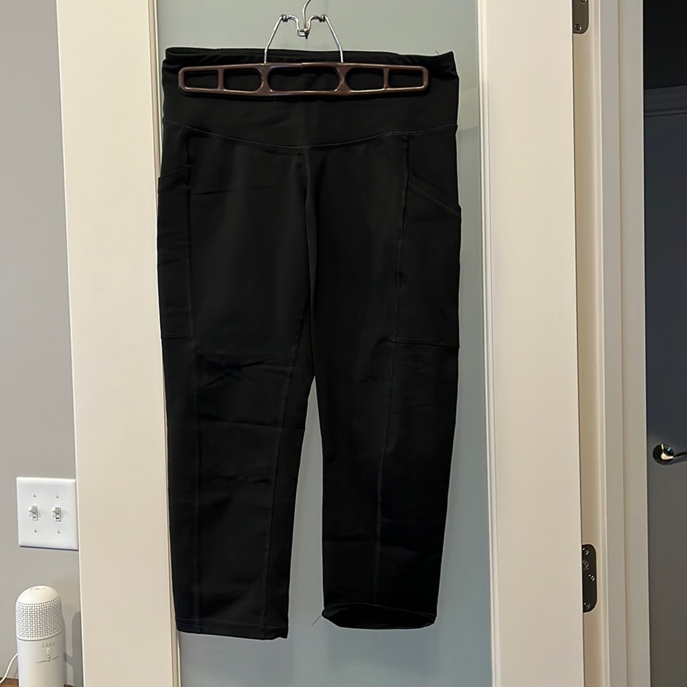 Champion Duodry Black Cropped Leggings, Size S